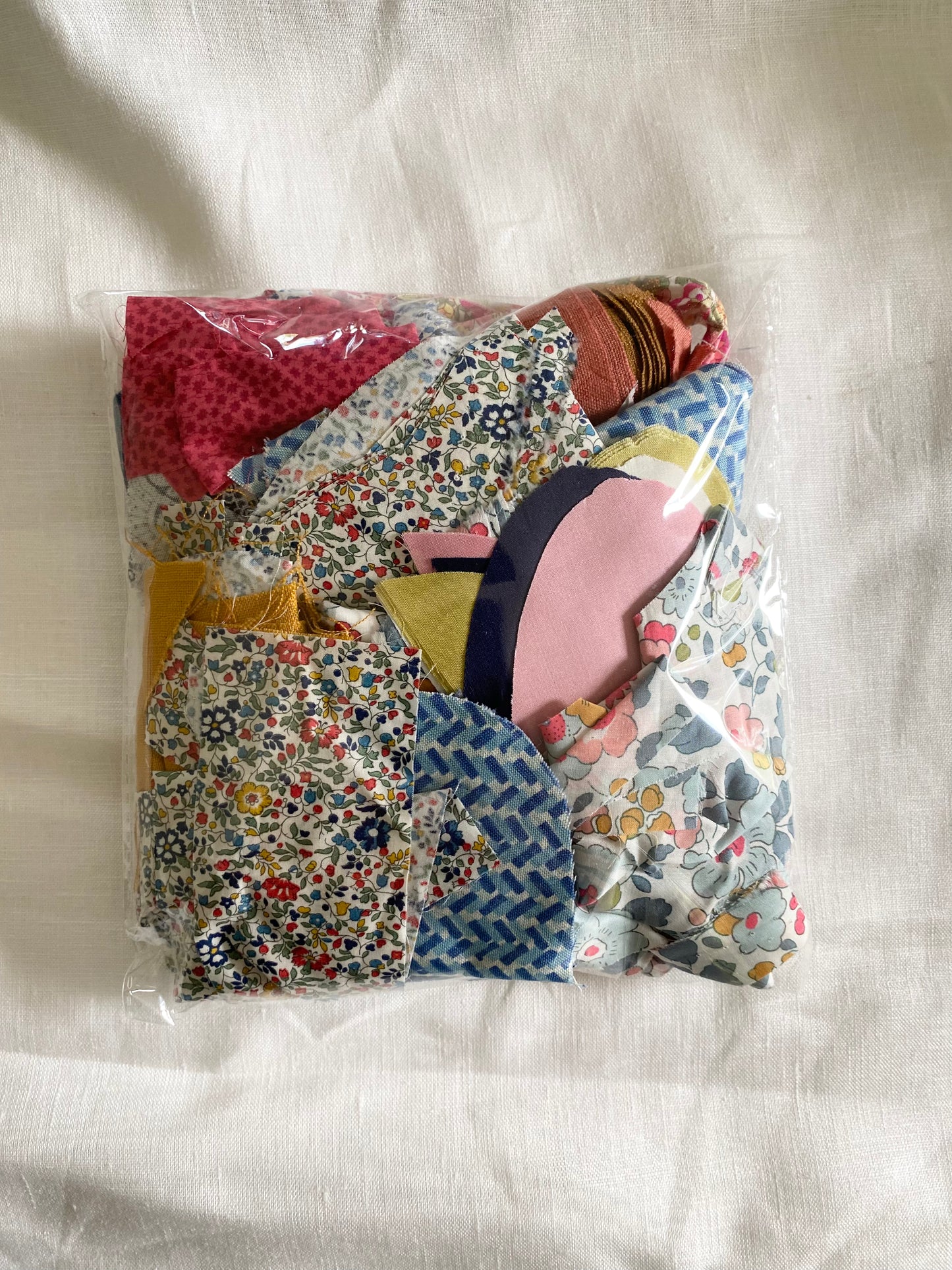 Scrap Fabric Pack 100 grams