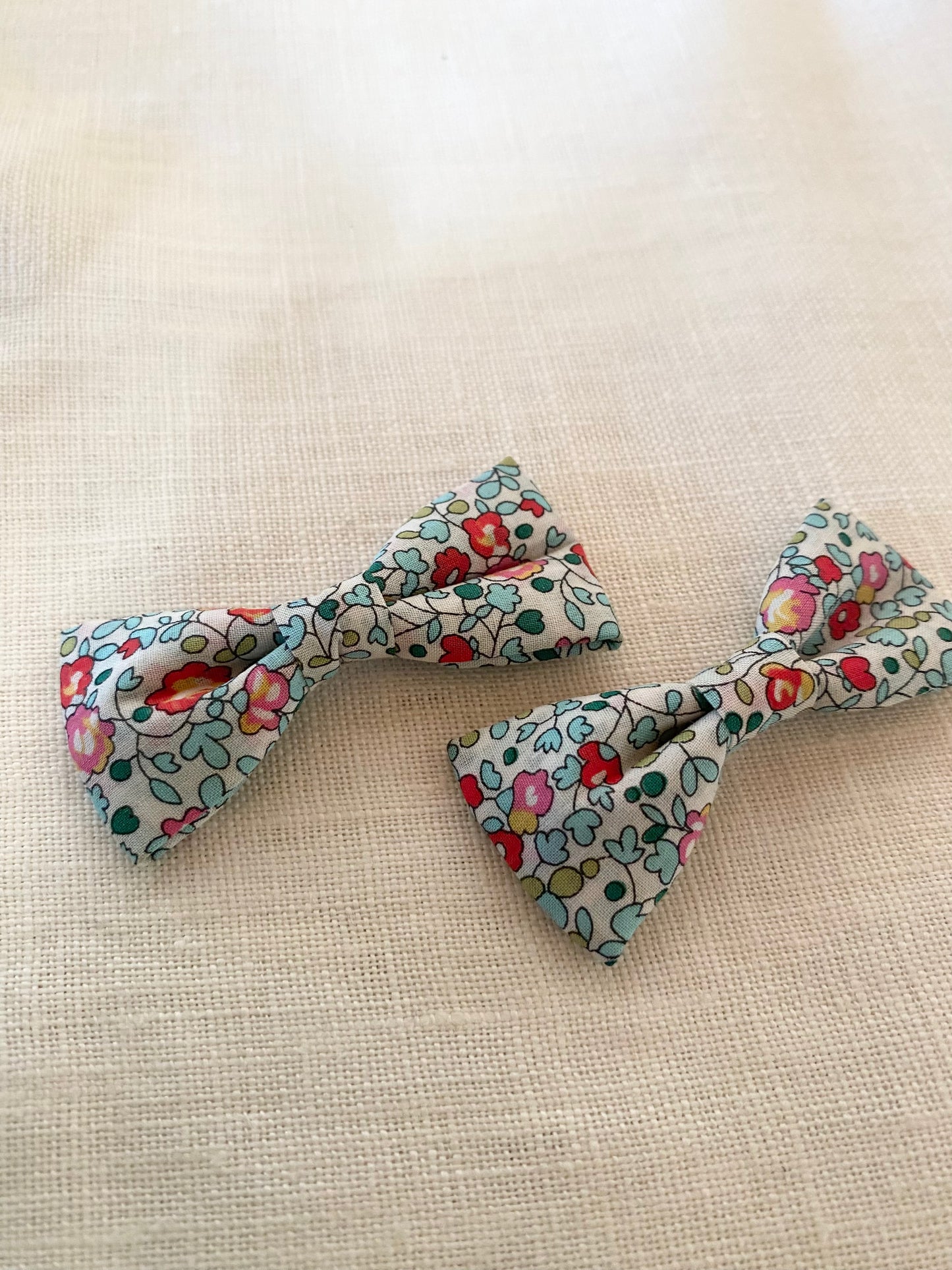 Minnie Bow Pairs