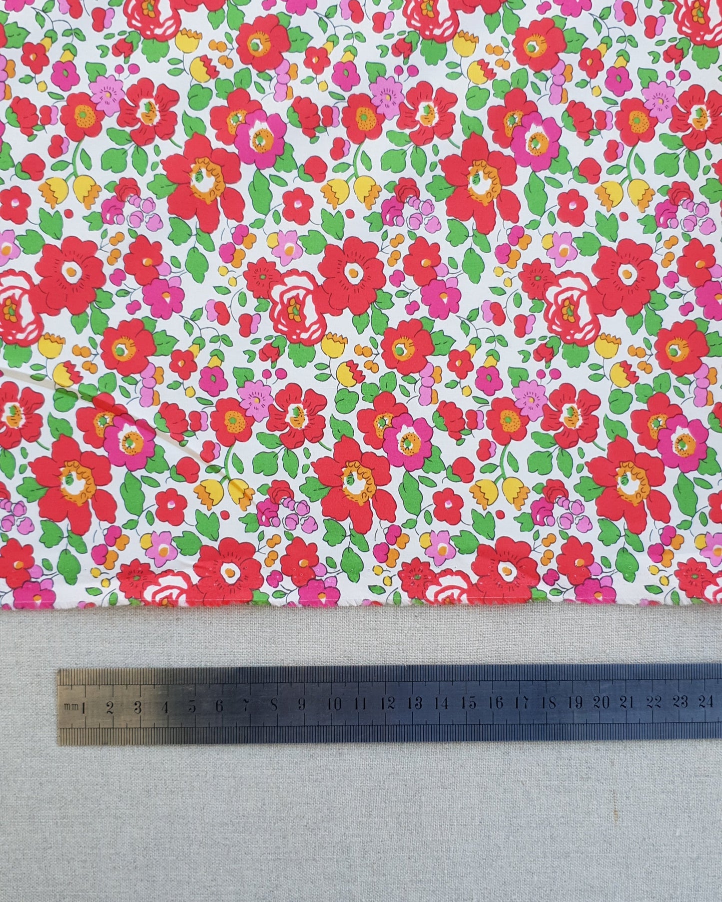 Betsy Liberty Piccadilly Poplin™ Red